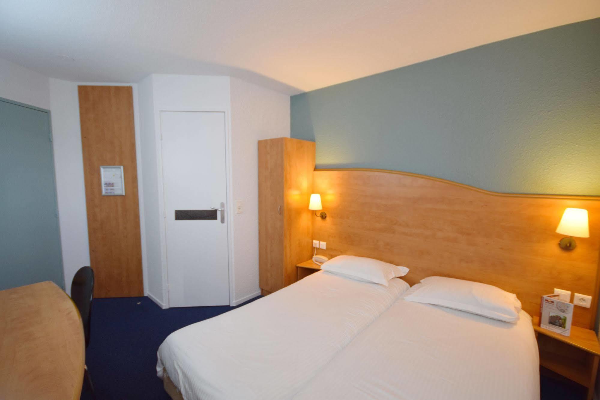 Brit Hotel Caen Herouville מראה חיצוני תמונה